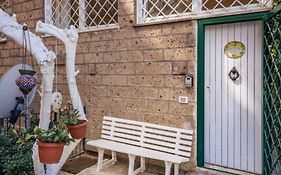 Green Corner In Trastevere